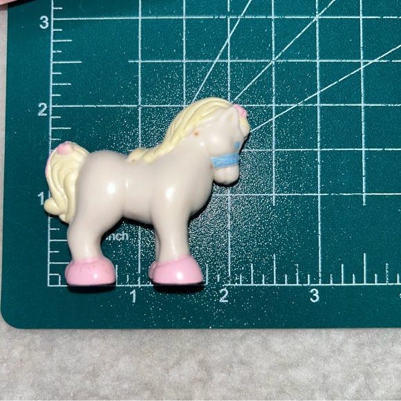 Vintage Fisher Price #5189 Precious Prancing Pony Show Ring 5 pcs 1988 magnetic - Picture 9 of 13